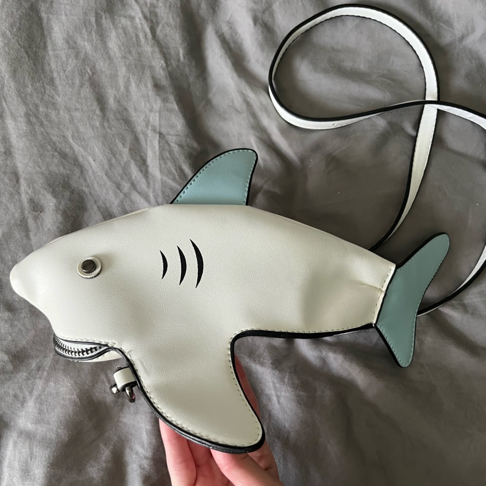 🦈 Shark-Shaped Clutch / Crossbody Bag in White and Teal 🌊